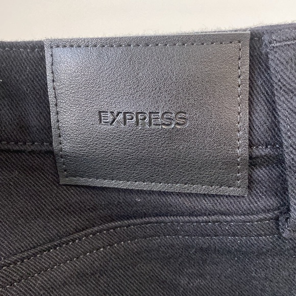 Express brand, black wash high waisted ankle jeans. Size4R. - Picture 3 of 3